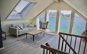 Amazing Fisherman Cabin In The Heart Of Lofoten